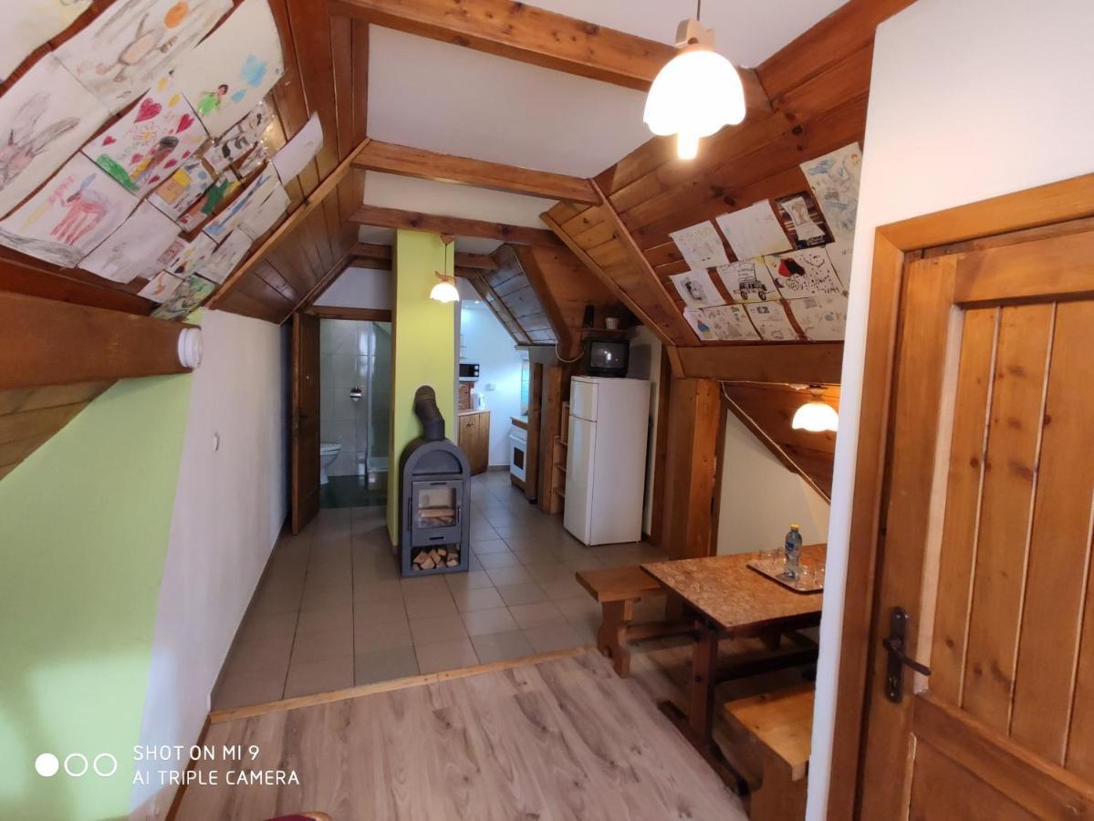 Apartament-Studio, Pokoje U Lucy Рабка Екстериор снимка