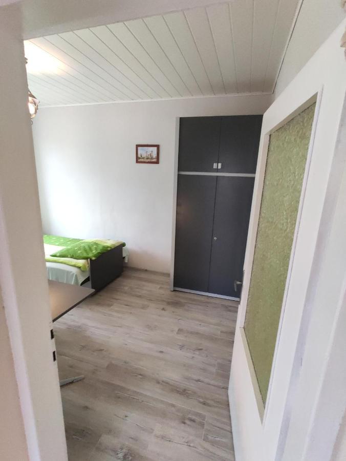 Apartament-Studio, Pokoje U Lucy Рабка Екстериор снимка