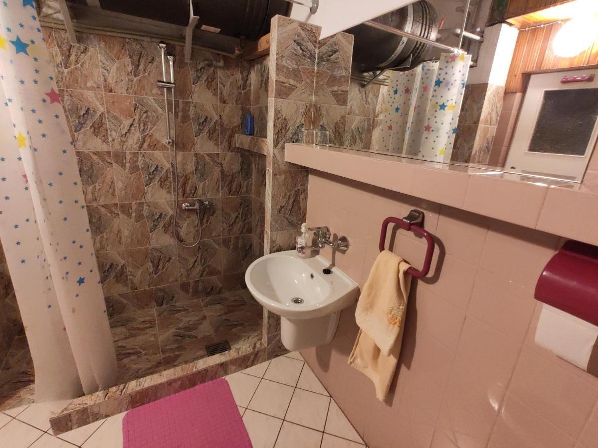 Apartament-Studio, Pokoje U Lucy Рабка Екстериор снимка